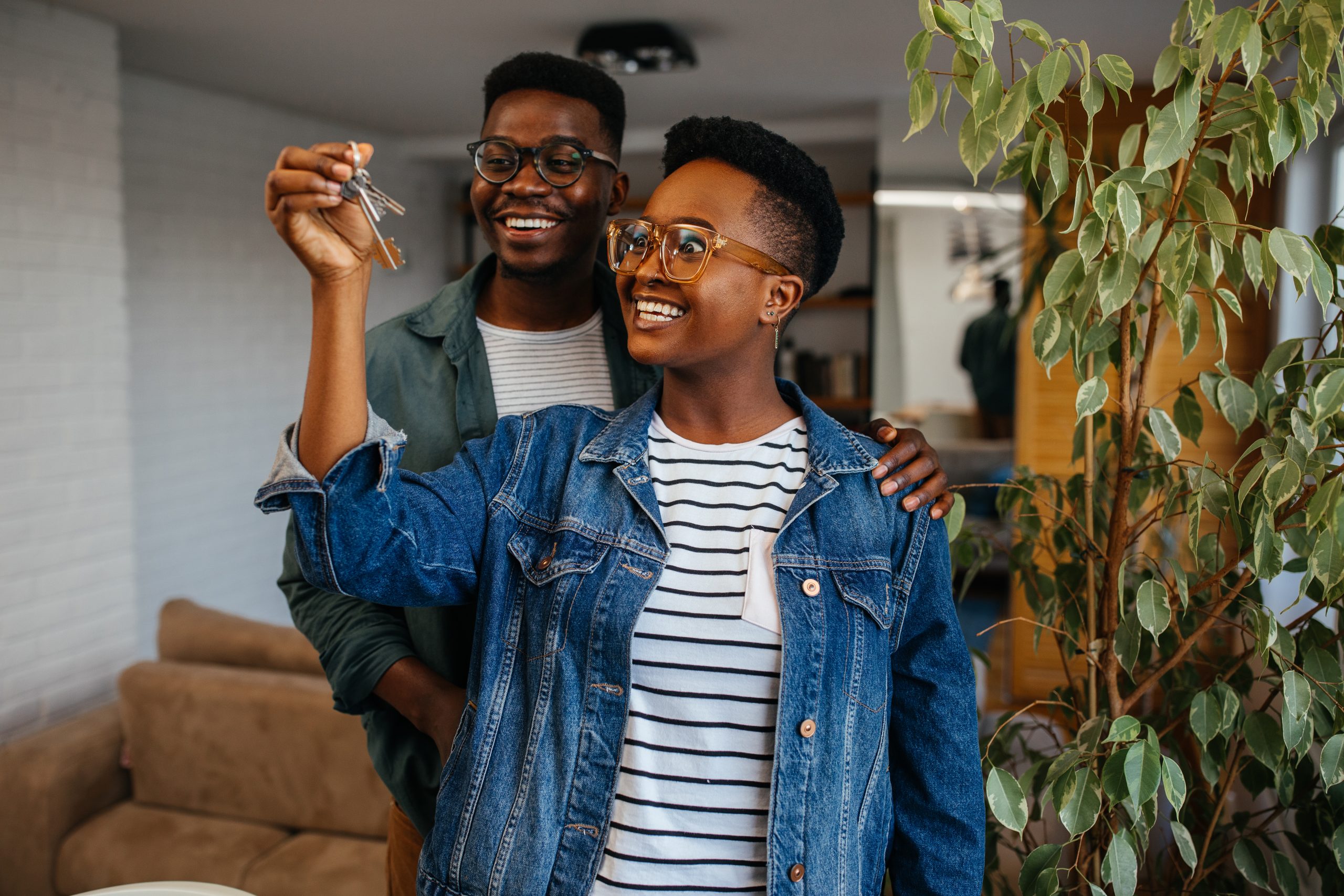 Acheter une maison en couple : les avantages du PACS